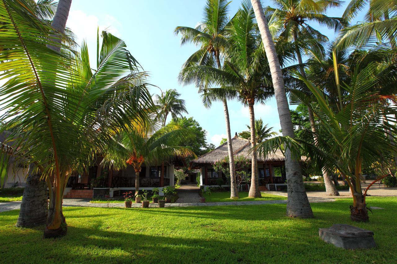 Amrita Maumere Resort Exterior photo